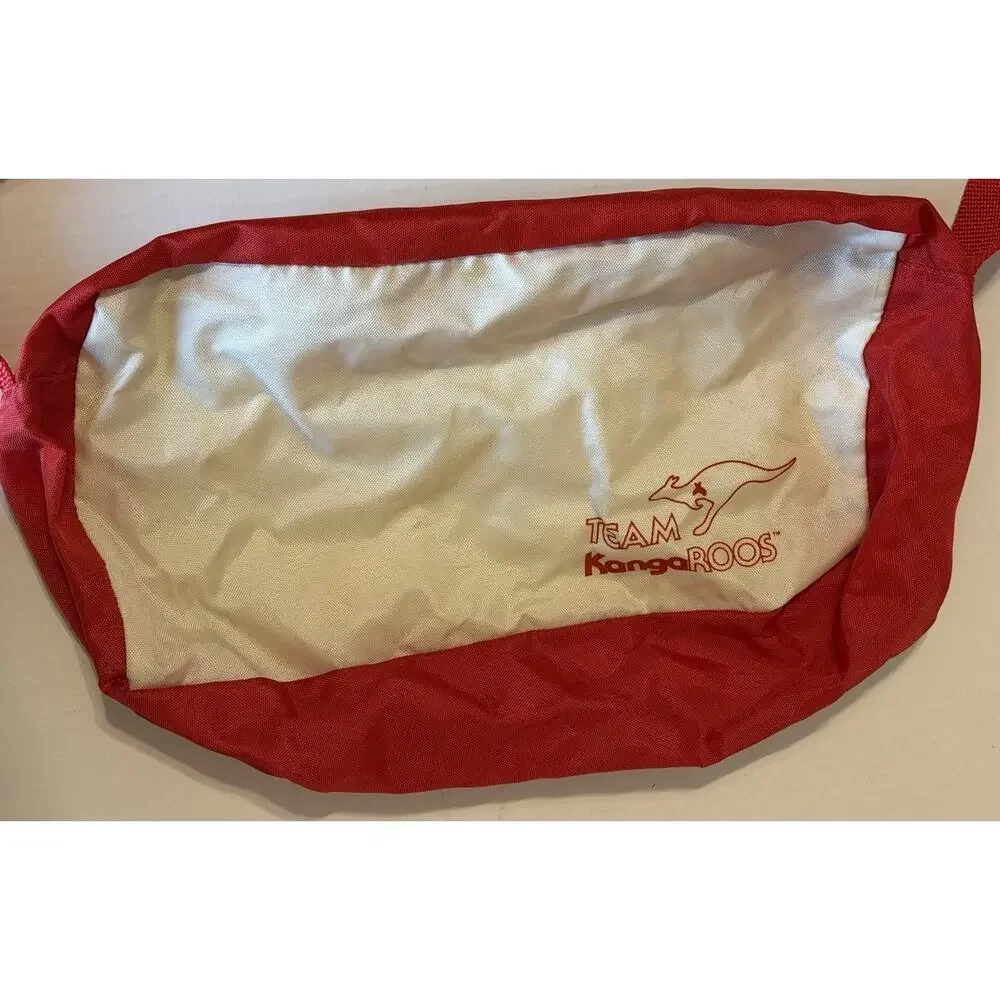Vintage Rare Kangaroos Roos Travel Bag Red/White Hard to Find!! FREE SHIPPING